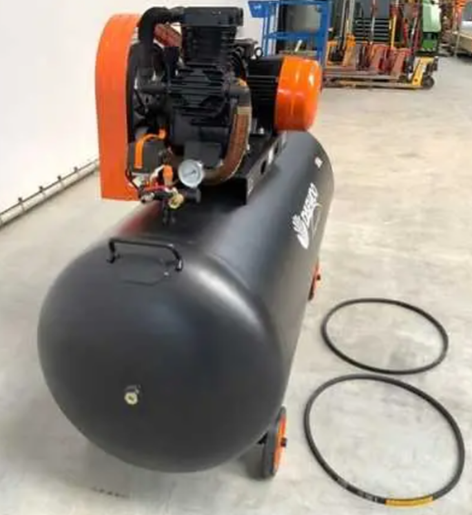 Daewoo - Luftkompressor 500 L, 14 bar
