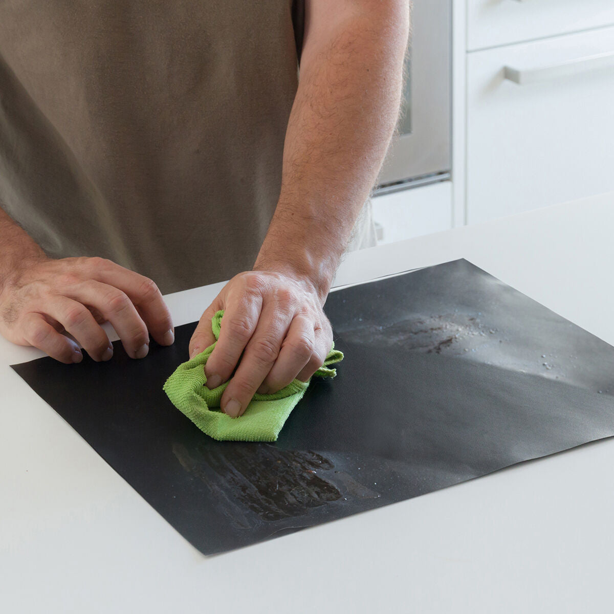 V17H1A0792E98A937FC5AB417F187CF6314ER5275444P6